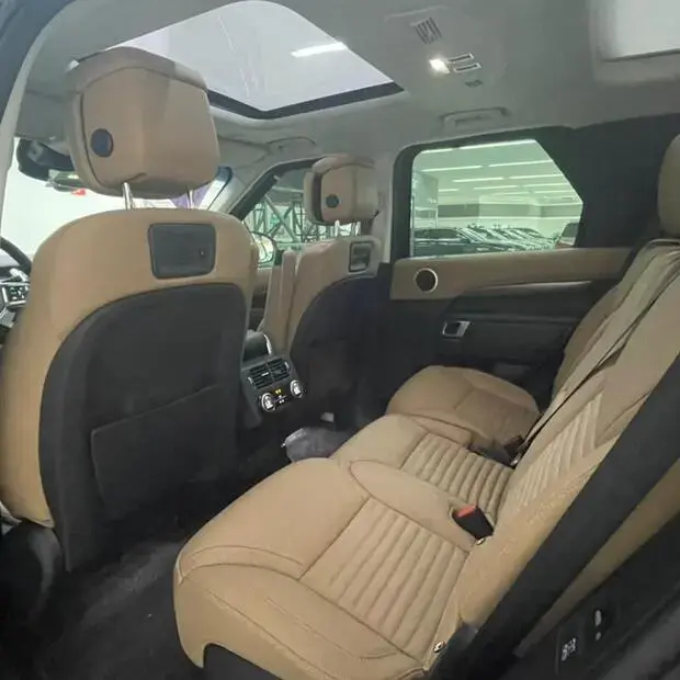 Land Rover Discovery D350 3.0 MHEV Metropolitan