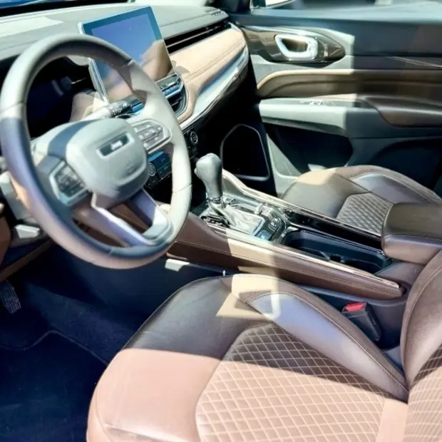 Jeep COMMANDER 2.0 TD380 TURBO DIESEL OVERLAND AT9