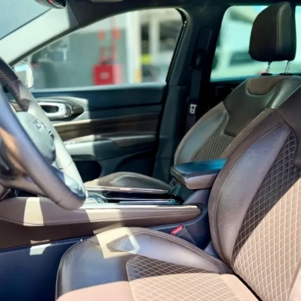 Jeep COMMANDER 2.0 TD380 TURBO DIESEL OVERLAND AT9