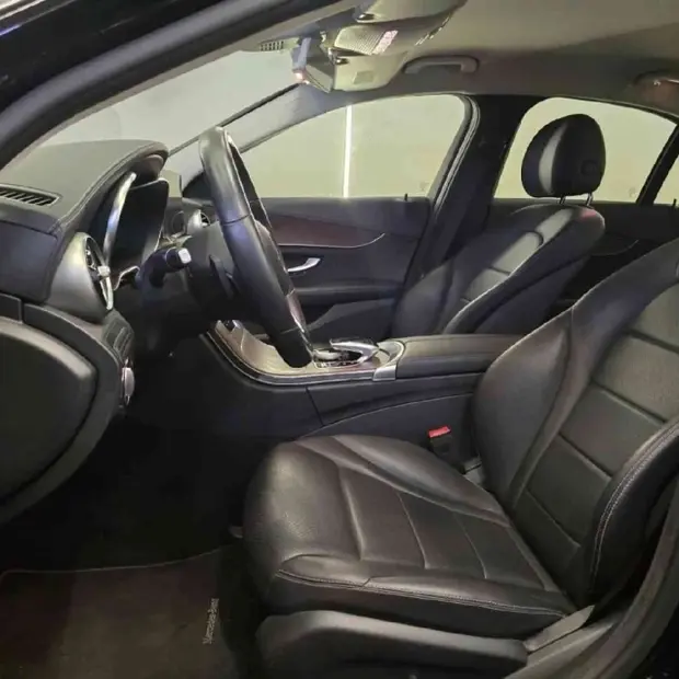 Mercedes Benz C 180 1.6 CGI FLEX EXCLUSIVE 9G-TRONIC