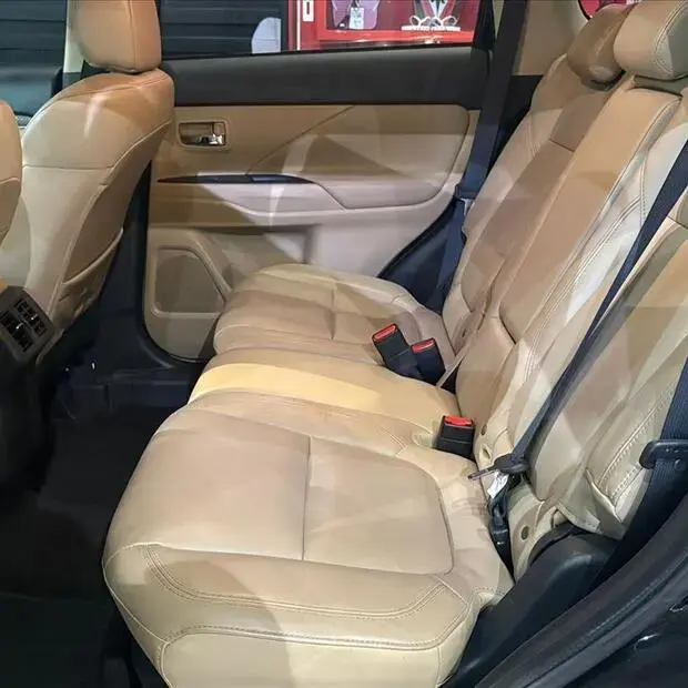 Mitsubishi OUTLANDER 3.0 MIVEC V6 GASOLINA HPE-S AWD AUTOMÁTICO