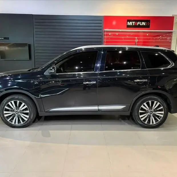 Mitsubishi OUTLANDER 3.0 MIVEC V6 GASOLINA HPE-S AWD AUTOMÁTICO