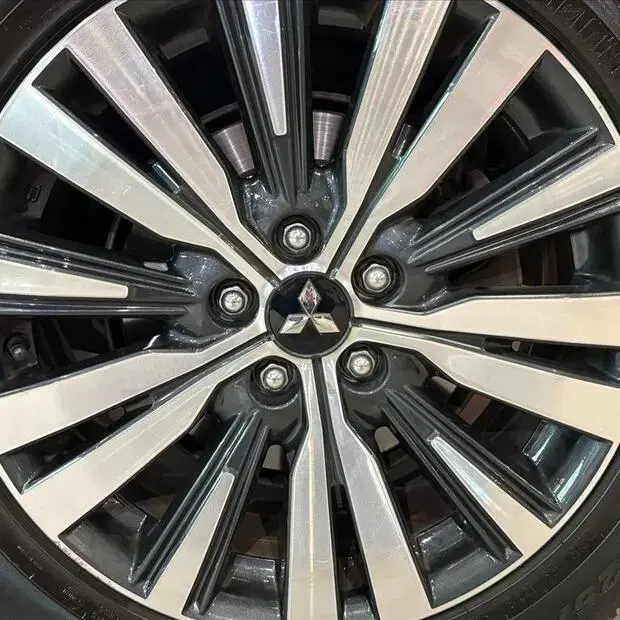 Mitsubishi OUTLANDER 3.0 MIVEC V6 GASOLINA HPE-S AWD AUTOMÁTICO