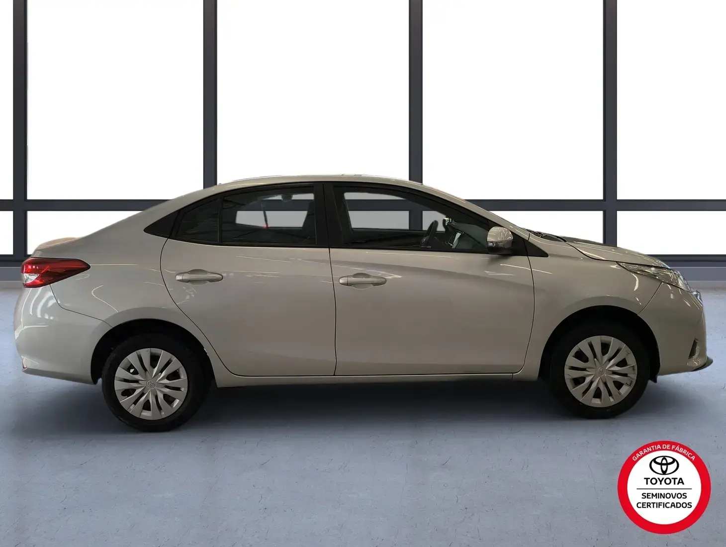 galeria Yaris Sedan