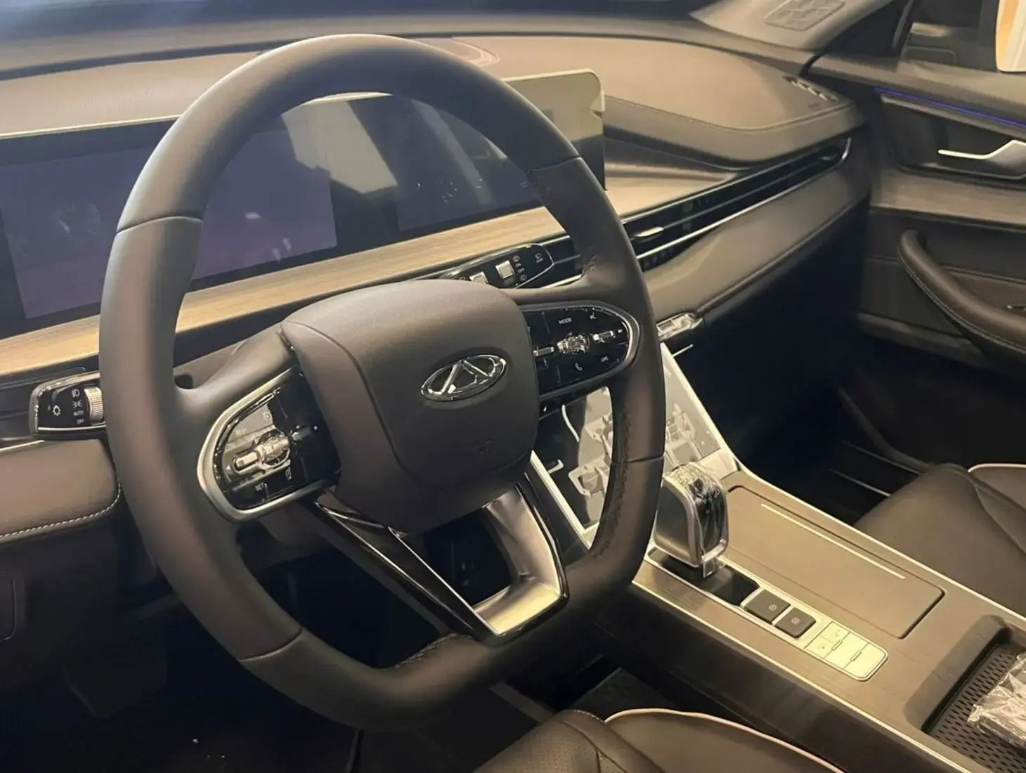 galeria Tiggo 5X Pro