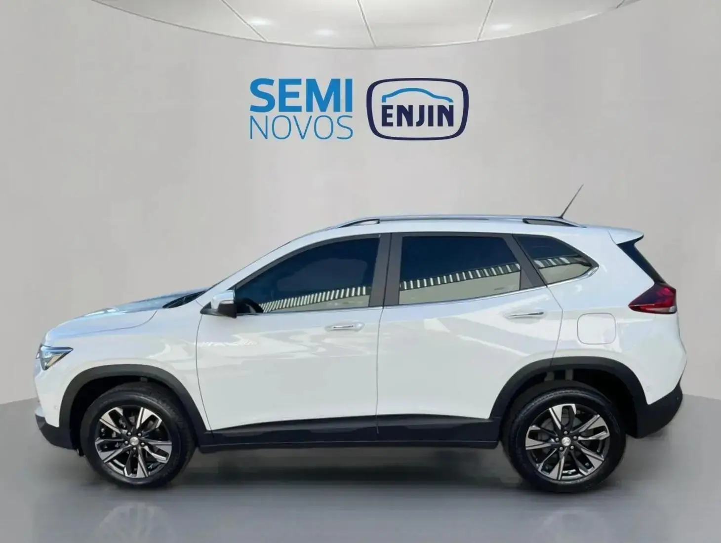 galeria TRACKER PREMIER