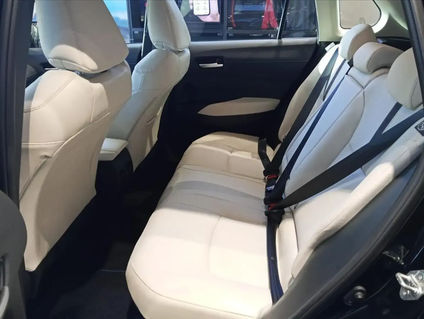 galeria COROLLA CROSS