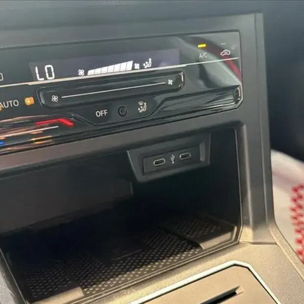 Volkswagen POLO 1.0 170 TSI HIGHLINE AUTOMÁTICO