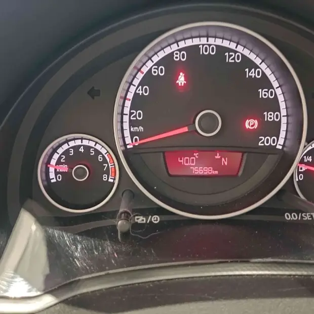 Volkswagen UP 1.0 MPI HIGH UP 12V FLEX 4P AUTOMATIZADO