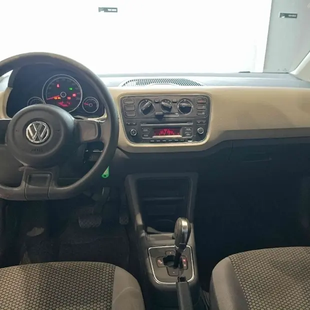 Volkswagen UP 1.0 MPI HIGH UP 12V FLEX 4P AUTOMATIZADO