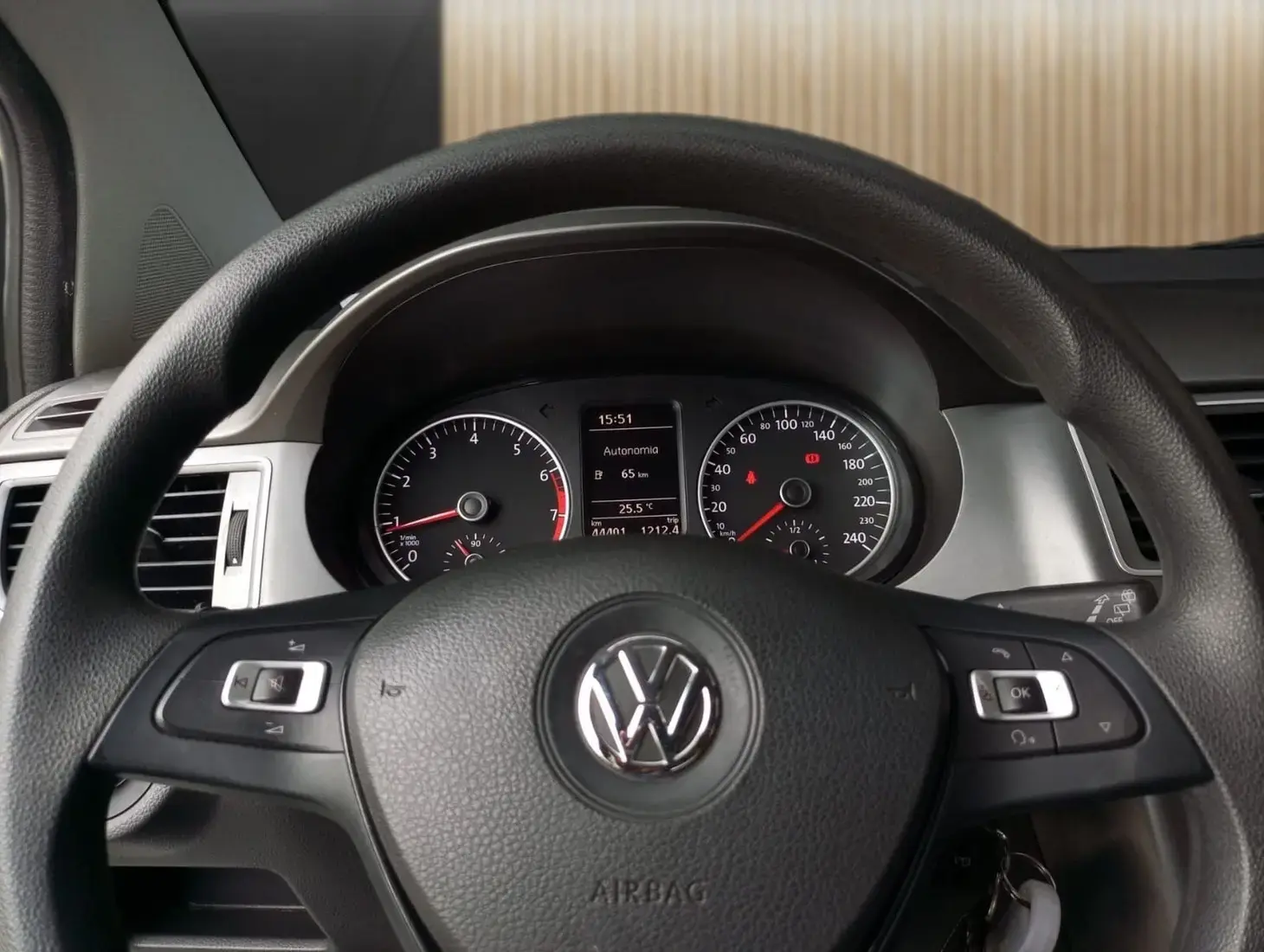 galeria Fox Connect 1.6 Flex 8V 5p