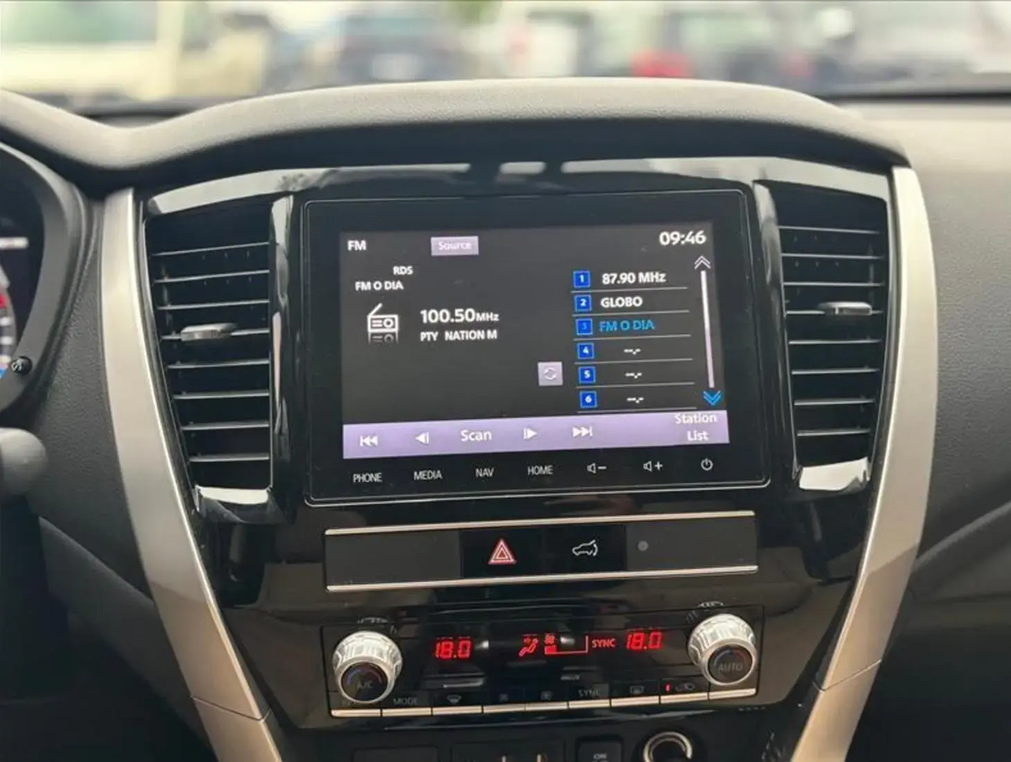 galeria PAJERO SPORT