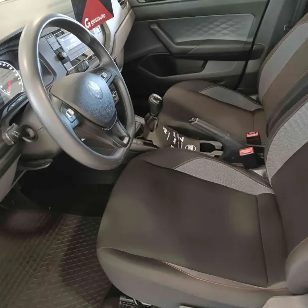 Volkswagen POLO 1.0 MPI TRACK MANUAL