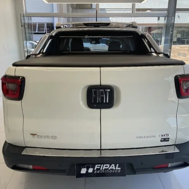 Fiat TORO 2.0 16V TURBO DIESEL VOLCANO 4WD AT9