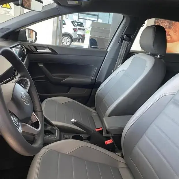 Volkswagen NIVUS 1.0 200 TSI TOTAL FLEX HIGHLINE AUTOMÁTICO