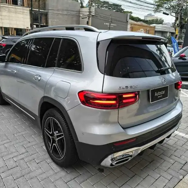 Mercedes Benz GLB 220 4M AMG Line
