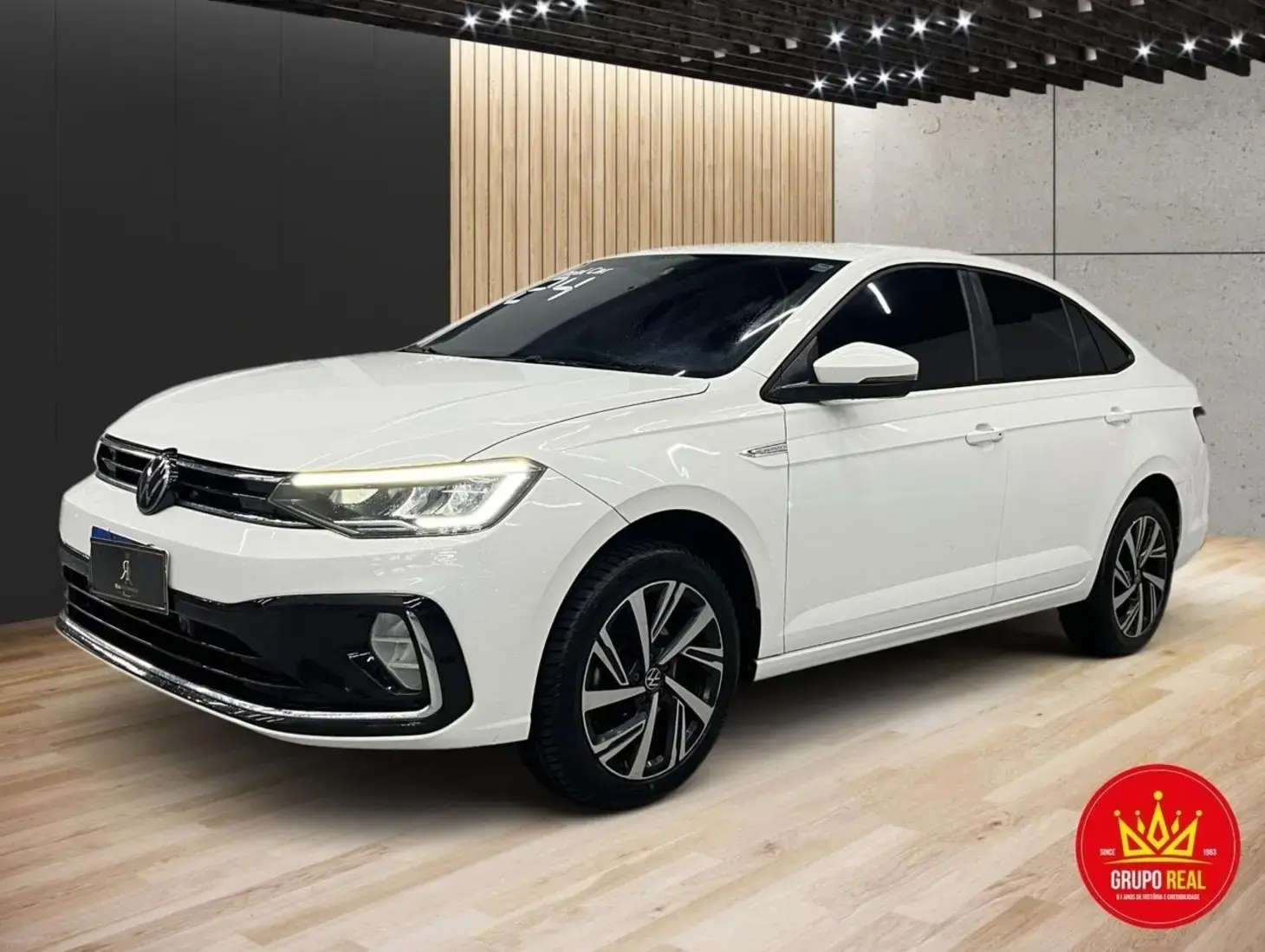 galeria VIRTUS Highline 200 TSI 1.0 Flex 12V Aut