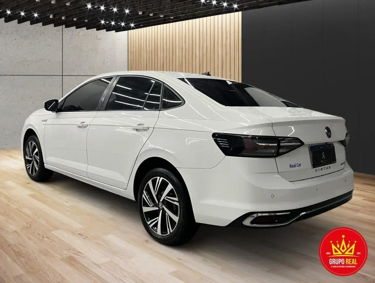 galeria VIRTUS Highline 200 TSI 1.0 Flex 12V Aut