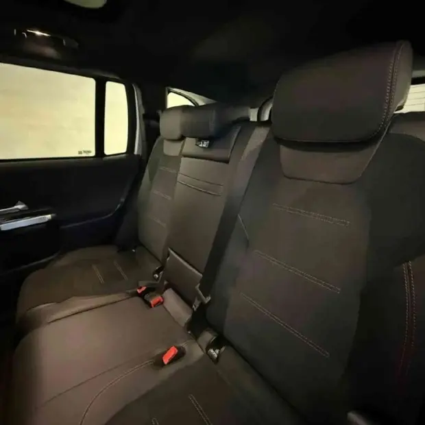 Mercedes Benz EQB 250 66,5 KW ELÉTRICO