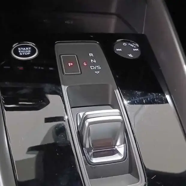 Audi A3 Sportback S-Line 2.0 TFSI S-Tron.(Híb.)