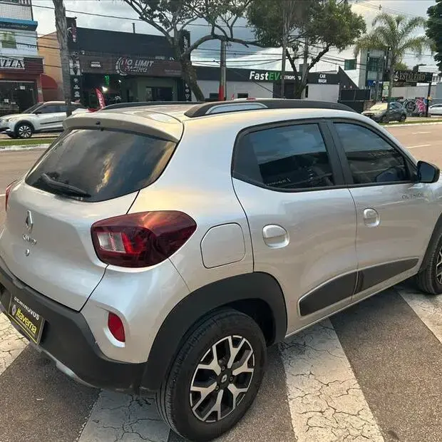 Renault KWID 1.0 12V SCE FLEX OUTSIDER MANUAL