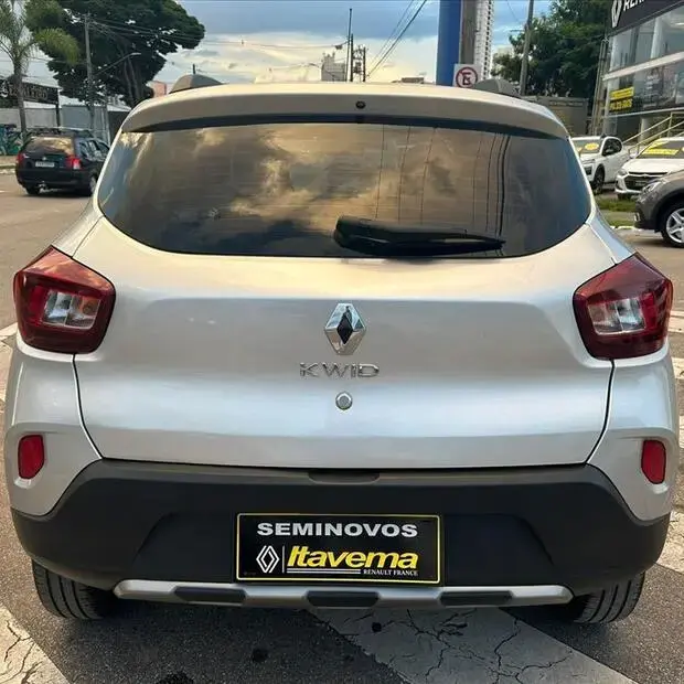 Renault KWID 1.0 12V SCE FLEX OUTSIDER MANUAL