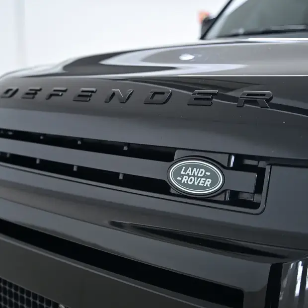 Land Rover Defender 90 S 3.0 Turbodiesel (Aut.) (Híb.)