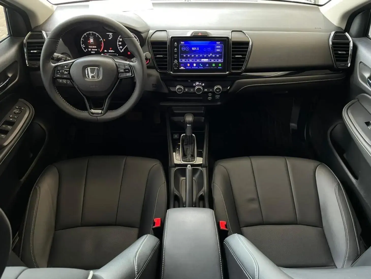 galeria CITY HATCH EXL