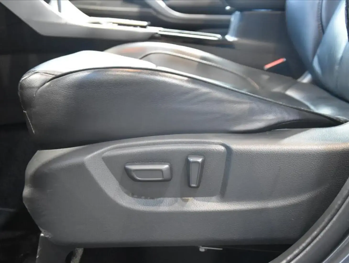 galeria ECLIPSE CROSS