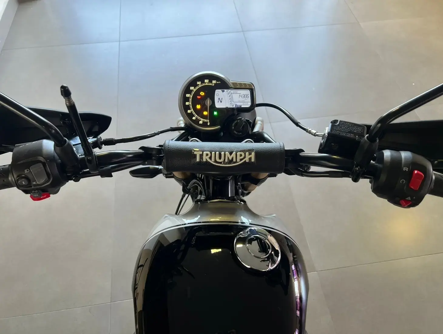 galeria Scrambler 400 X