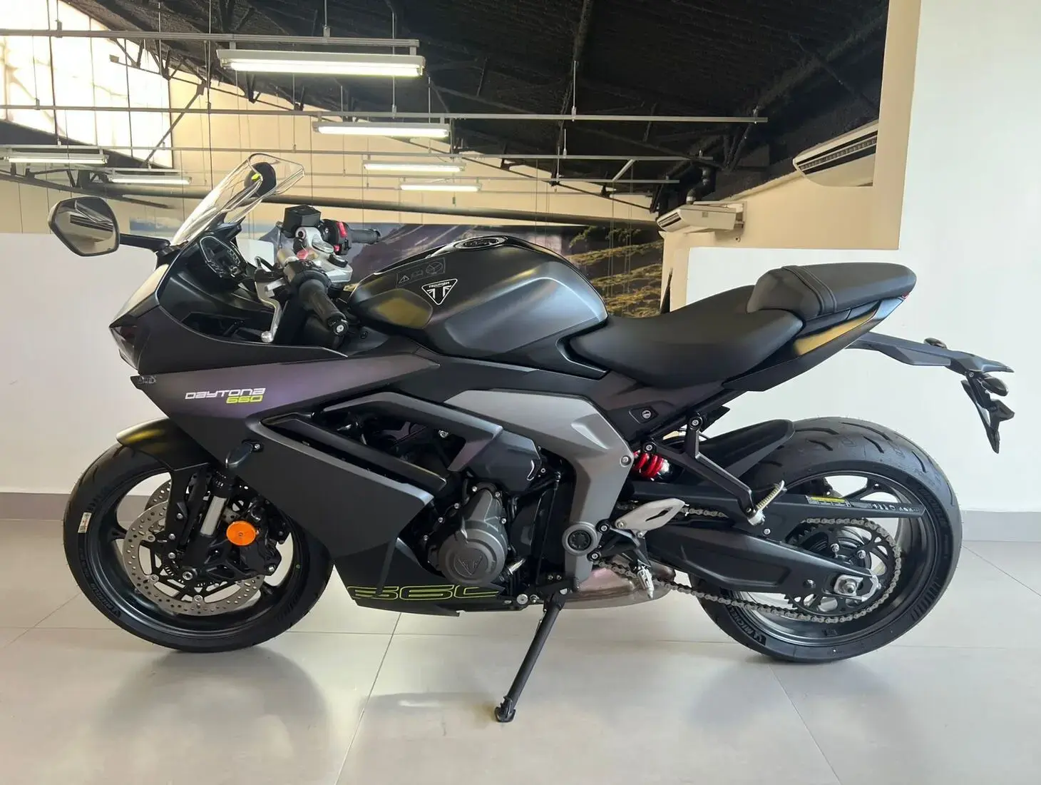 galeria Daytona 660