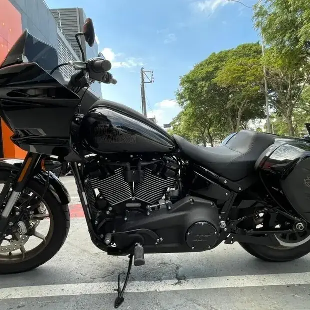 Harley Davidson Low Rider ST