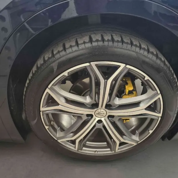 Maserati LEVANTE 2.0 TURBO HYBRID GT AUTOMÁTICO