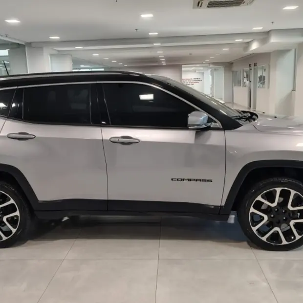 Jeep COMPASS 2.0 16V DIESEL LIMITED 4X4 AUTOMÁTICO