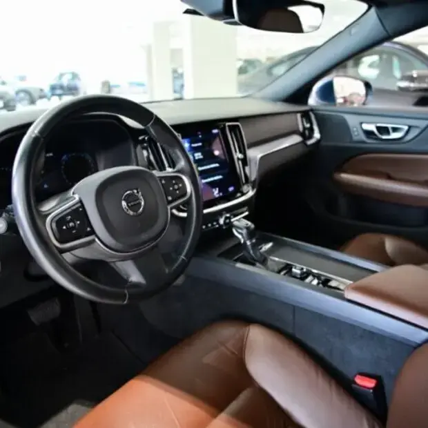 Volvo S60 T4 MOMENTUM 2.0