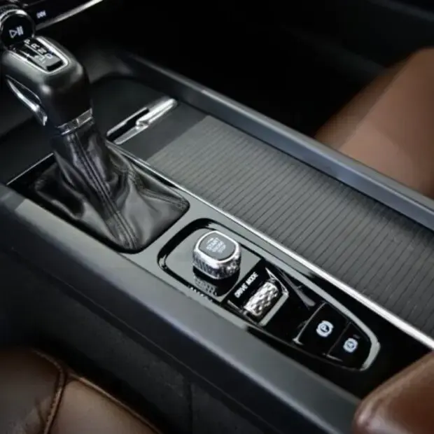 Volvo S60 T4 MOMENTUM 2.0