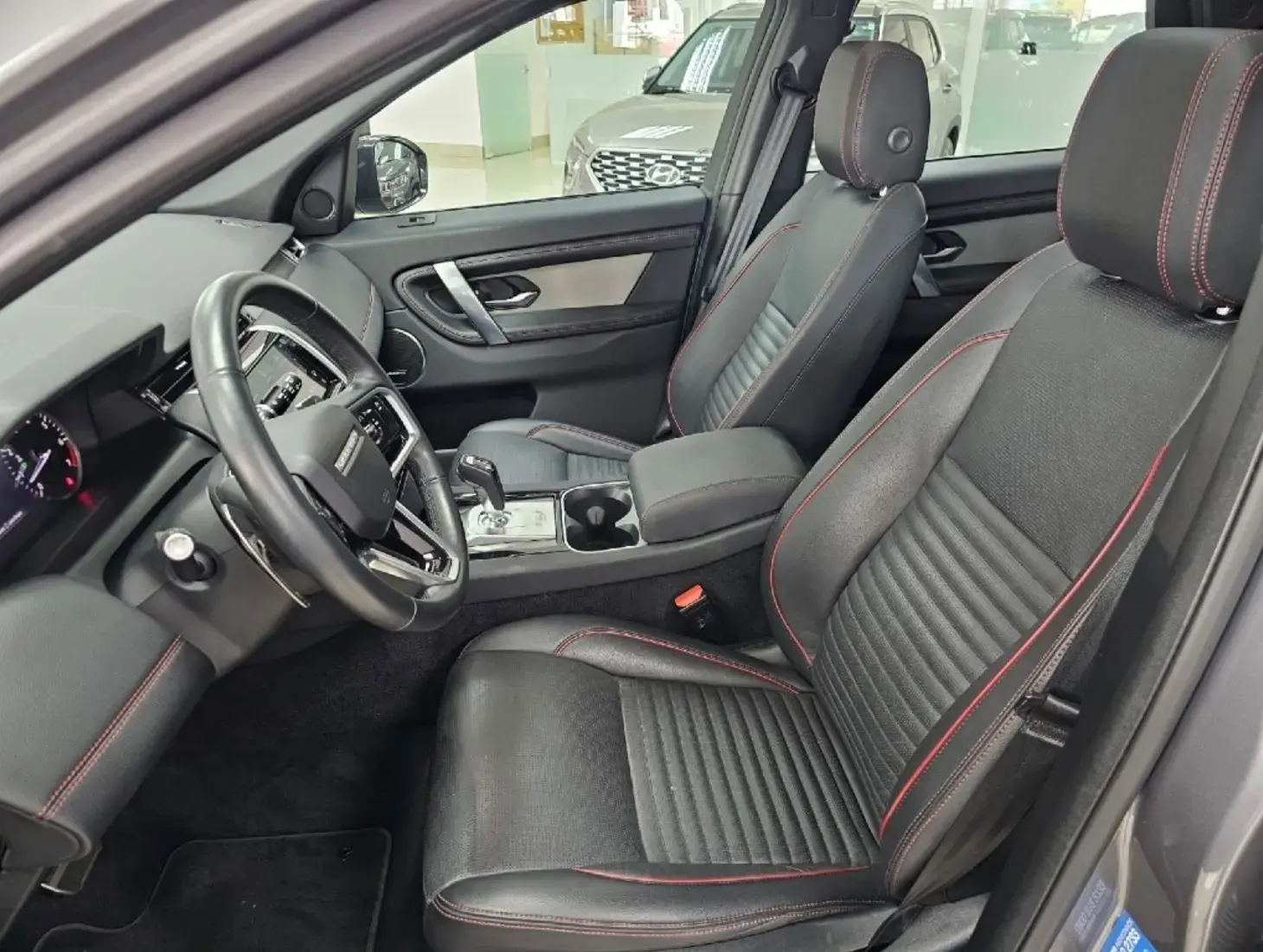 galeria DISCOVERY SPORT