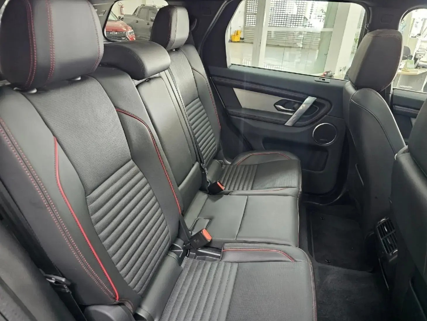 galeria DISCOVERY SPORT