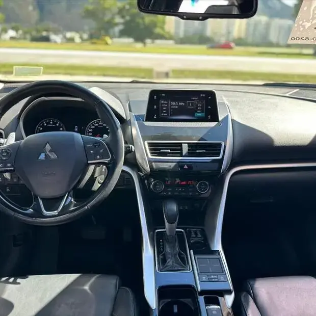 Mitsubishi ECLIPSE CROSS 1.5 MIVEC TURBO GASOLINA HPE-S CVT