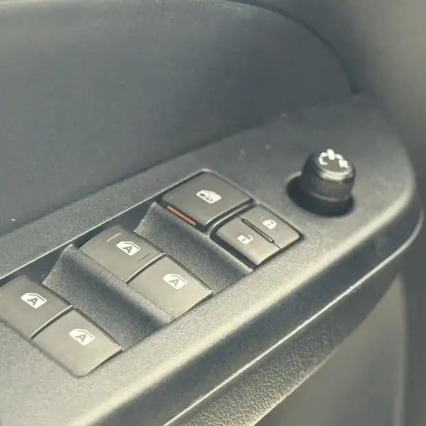 Toyota YARIS 1.5 16V FLEX XL PLUS CONNECT MULTIDRIVE