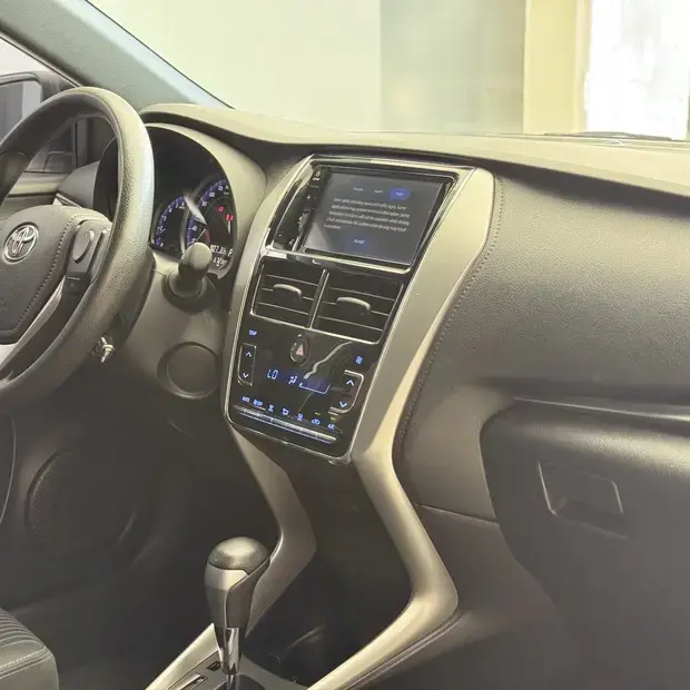 Toyota YARIS 1.5 16V FLEX XL PLUS CONNECT MULTIDRIVE