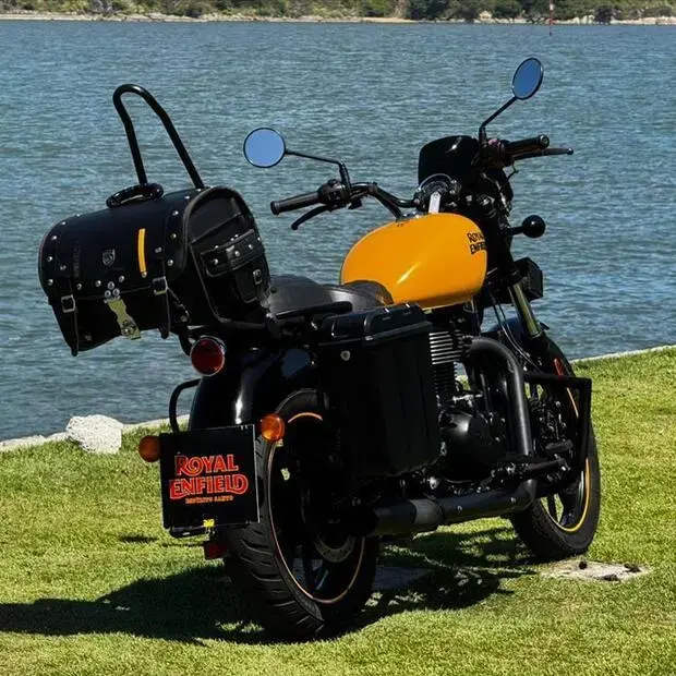 Royal Enfield METEOR 350 FIREBALL