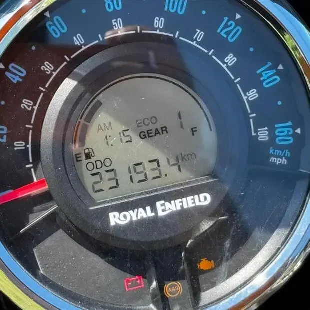 Royal Enfield METEOR 350 FIREBALL