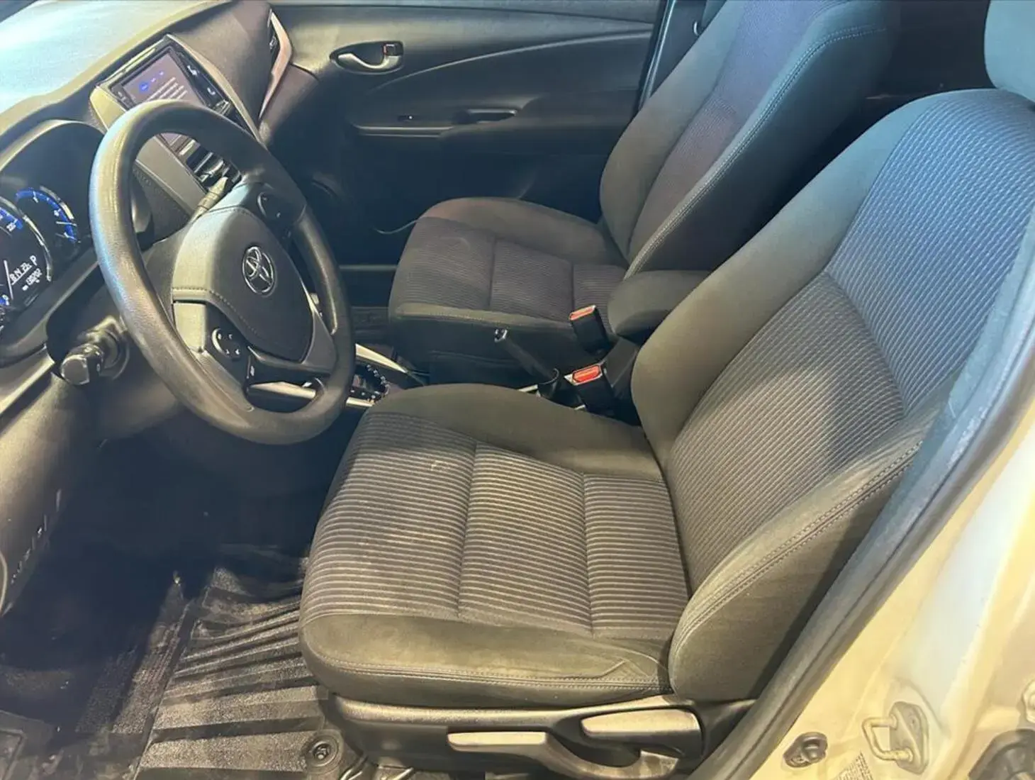 galeria YARIS
