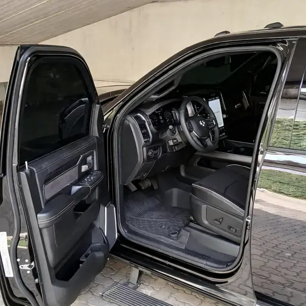 Ram 2500 Night Edition 6.7 4X4