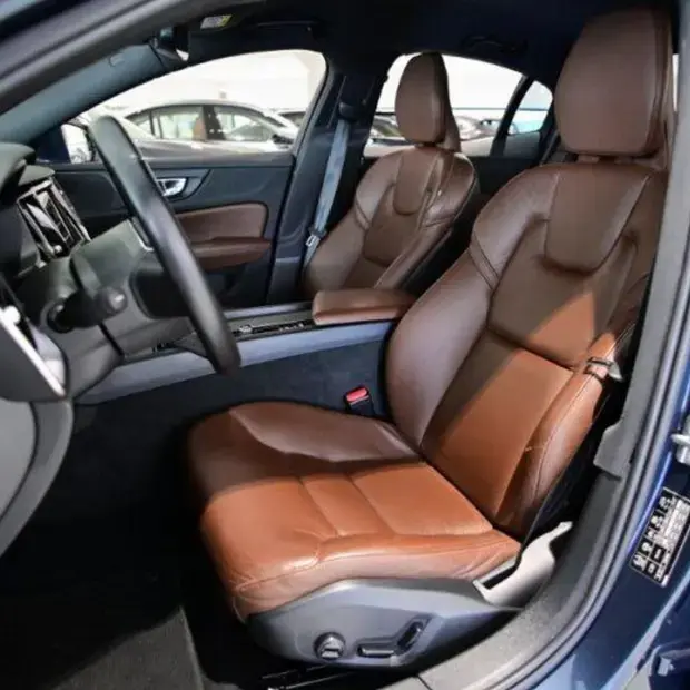 Volvo S60 T4 MOMENTUM 2.0