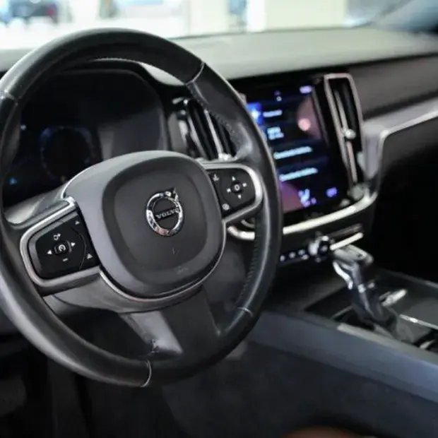 Volvo S60 T4 MOMENTUM 2.0