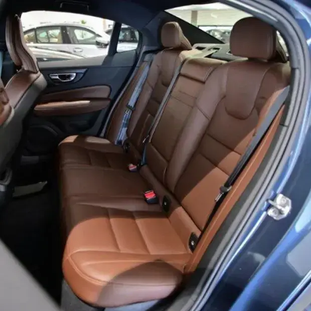 Volvo S60 T4 MOMENTUM 2.0