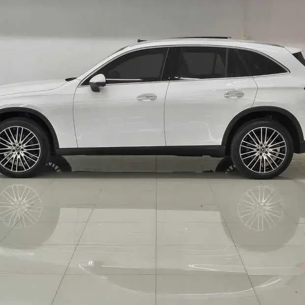 Mercedes Benz Classe GLC 300 4MATIC 2.0 TB Aut. (Híb)