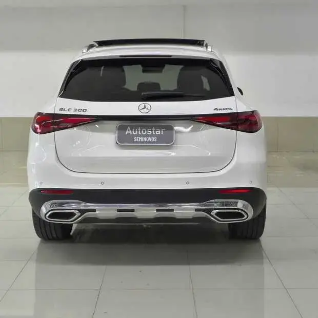 Mercedes Benz Classe GLC 300 4MATIC 2.0 TB Aut. (Híb)